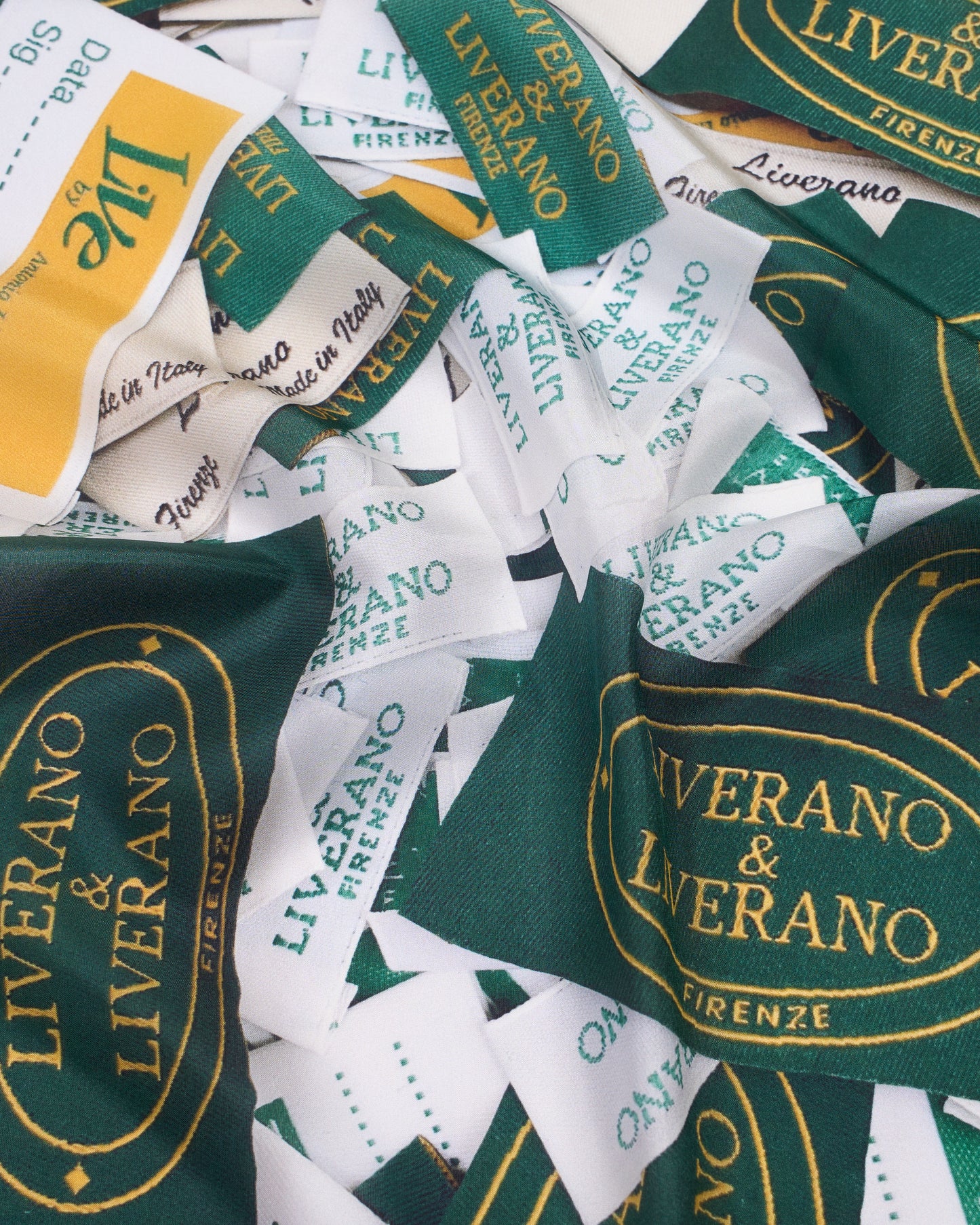 Pocket square - Silk - Liverano labels photograph