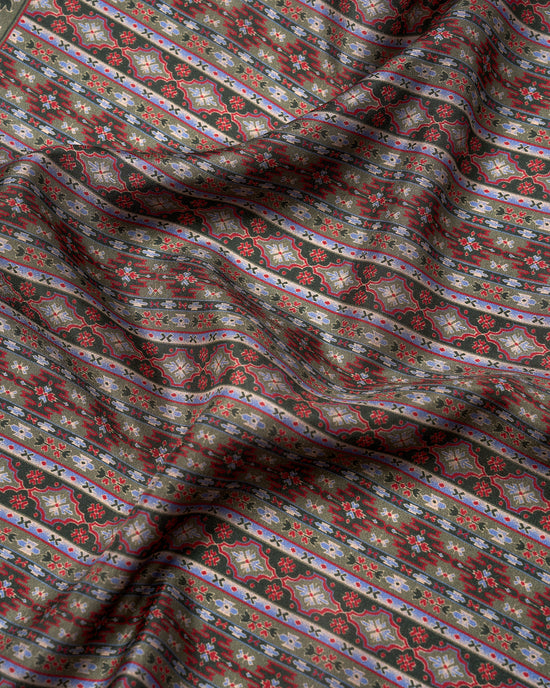 Pocket square - Silk - Green navajo pattern