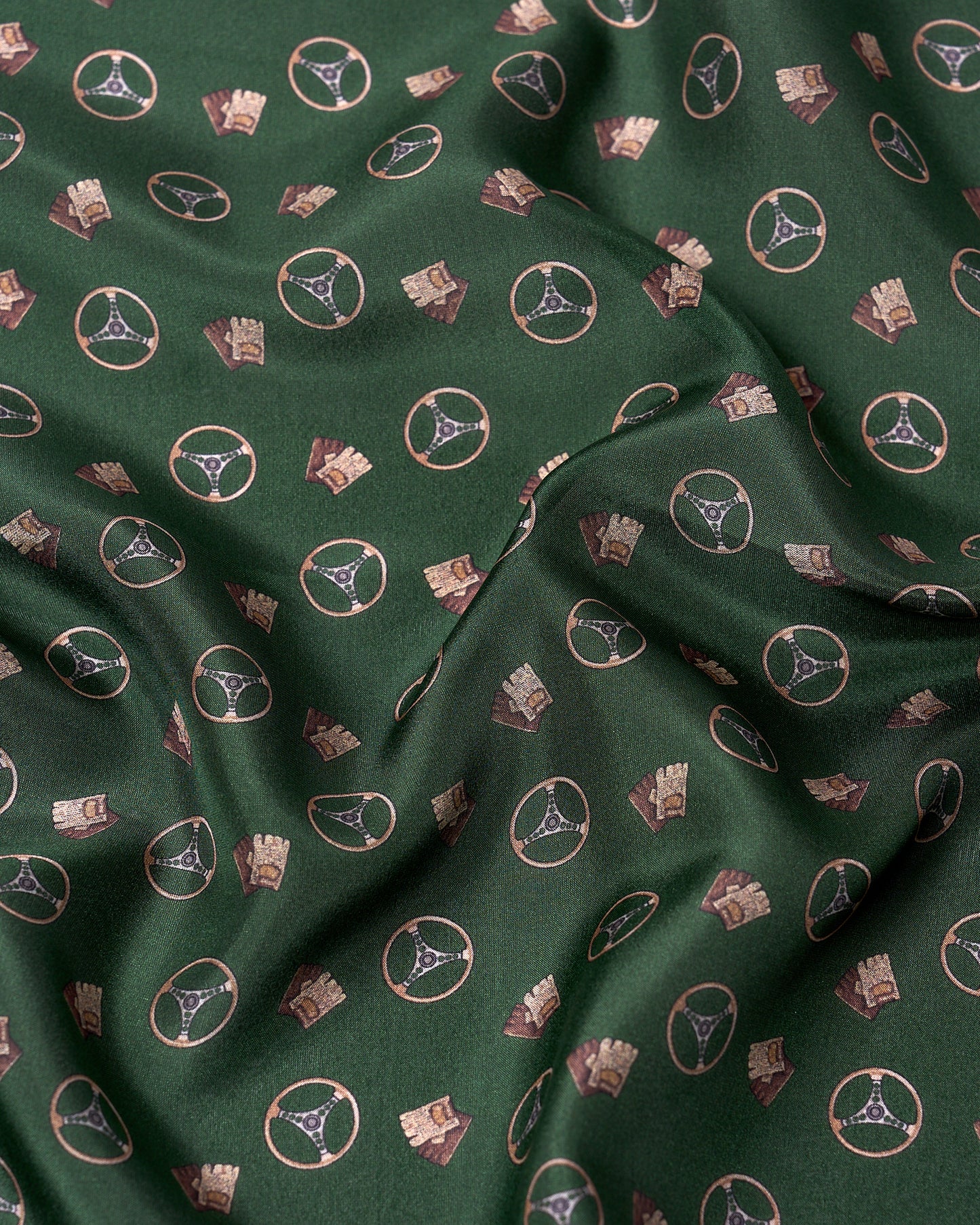 Pocket square - Silk - Green with brown gloves and wheels