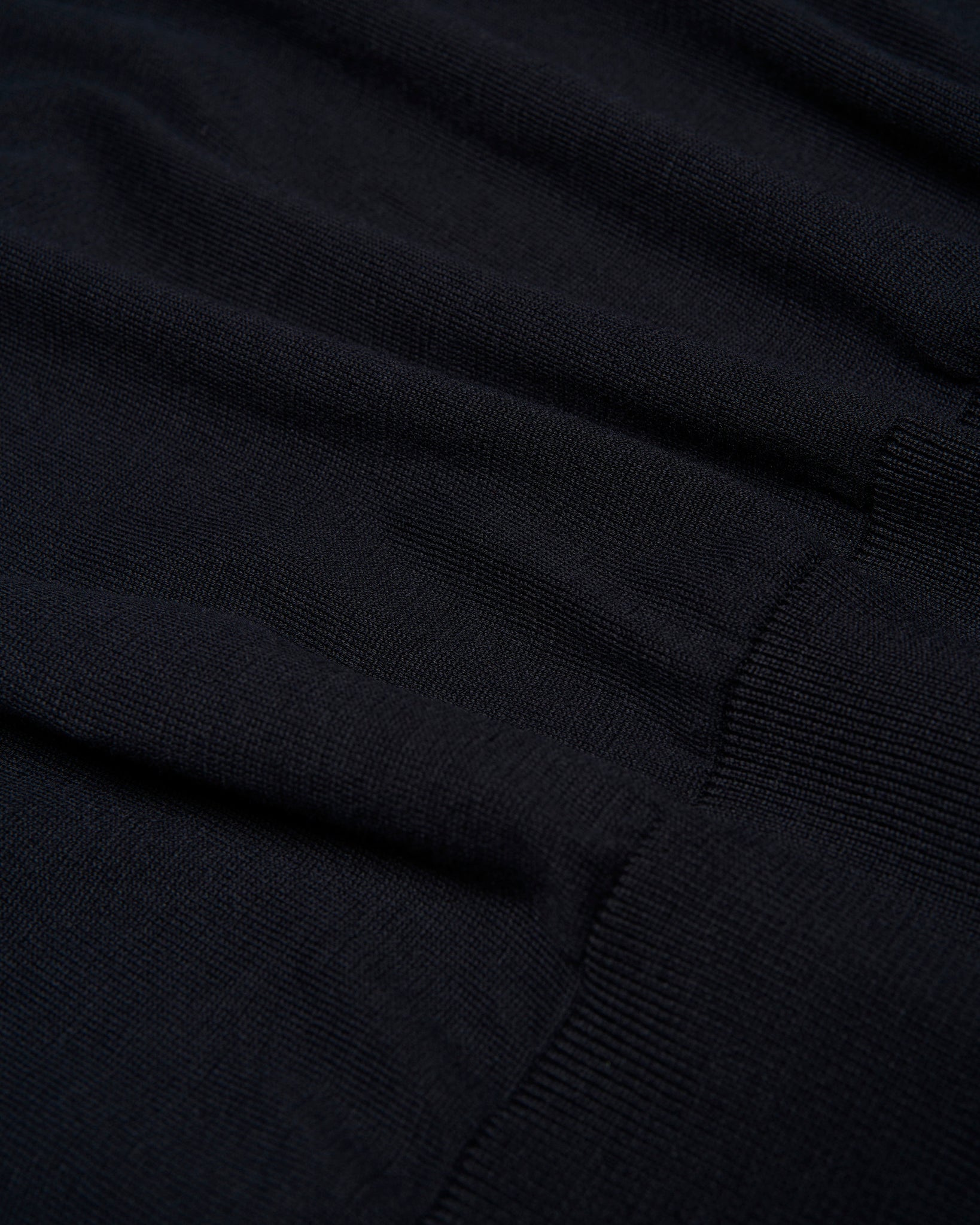 Knitted Suvin cotton polo - Navy blue