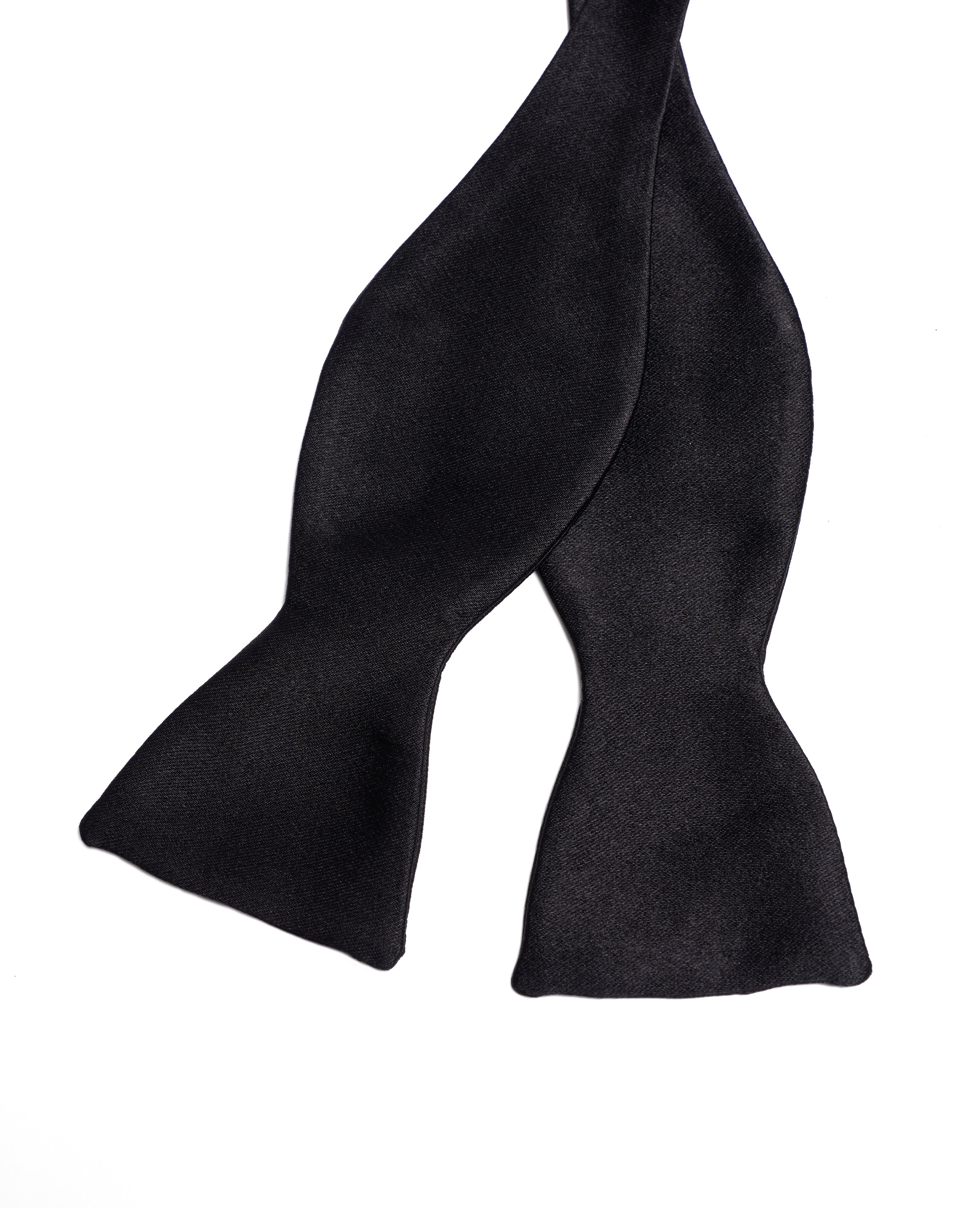 Self-tie bowtie satin - Black - Silk