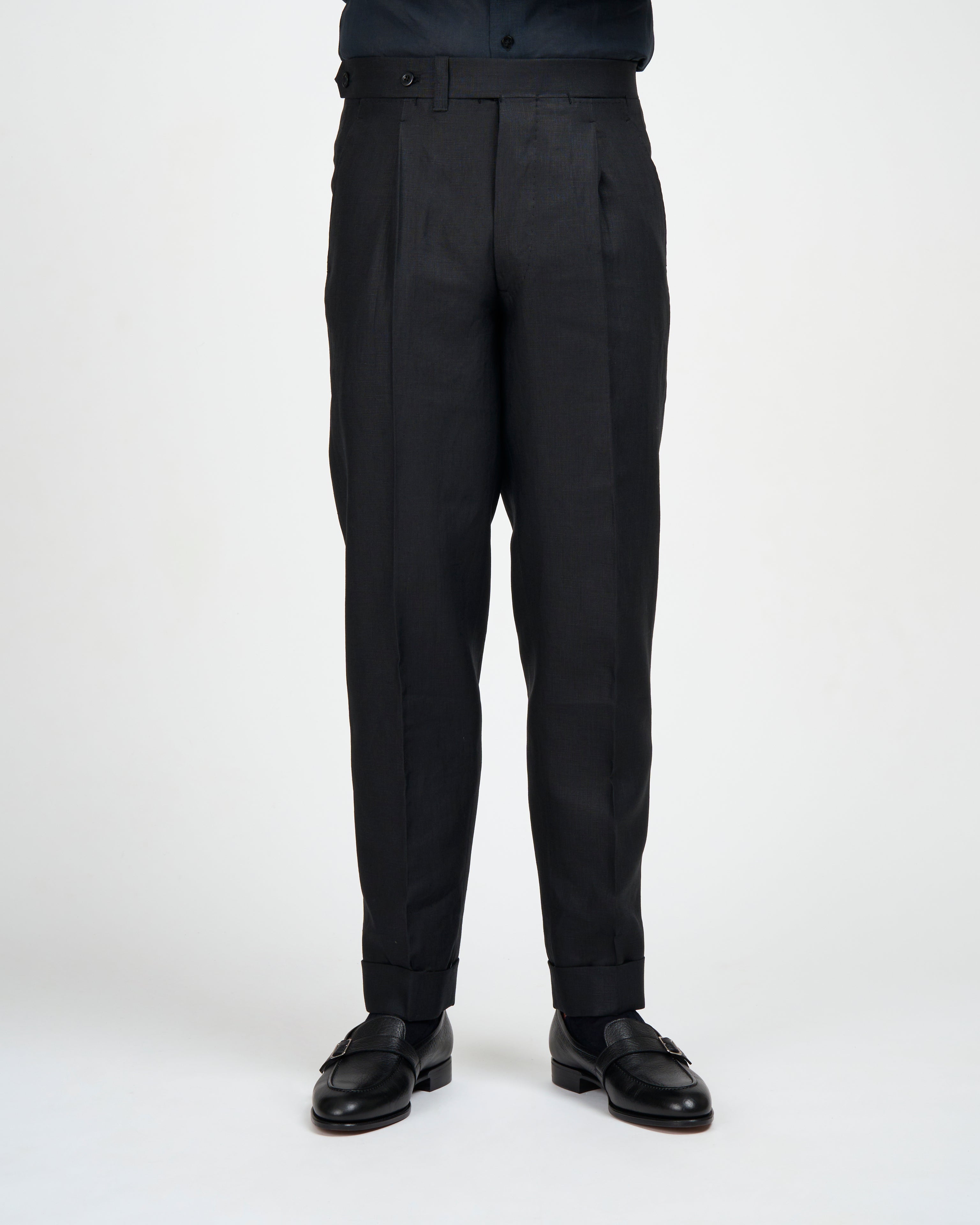 Plain linen trousers - Single pleat trousers - Black