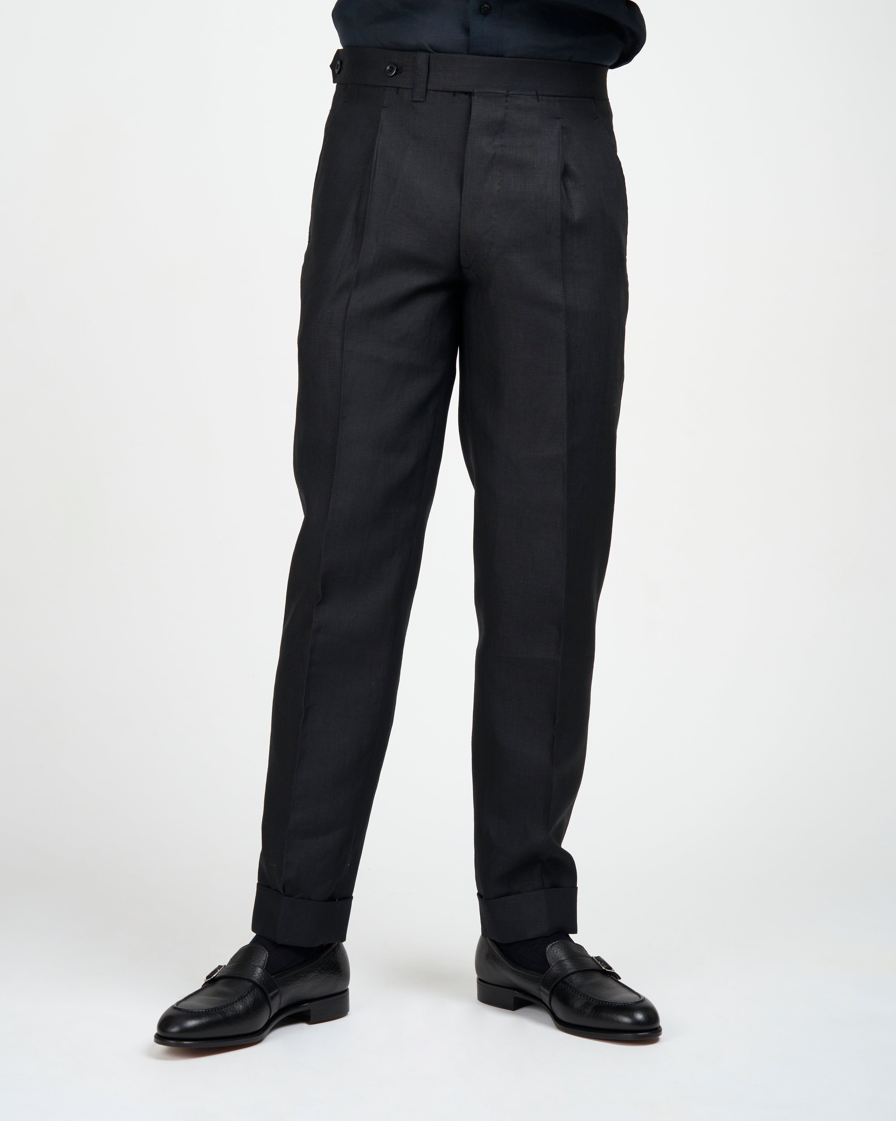 Plain linen trousers - Single pleat trousers - Black