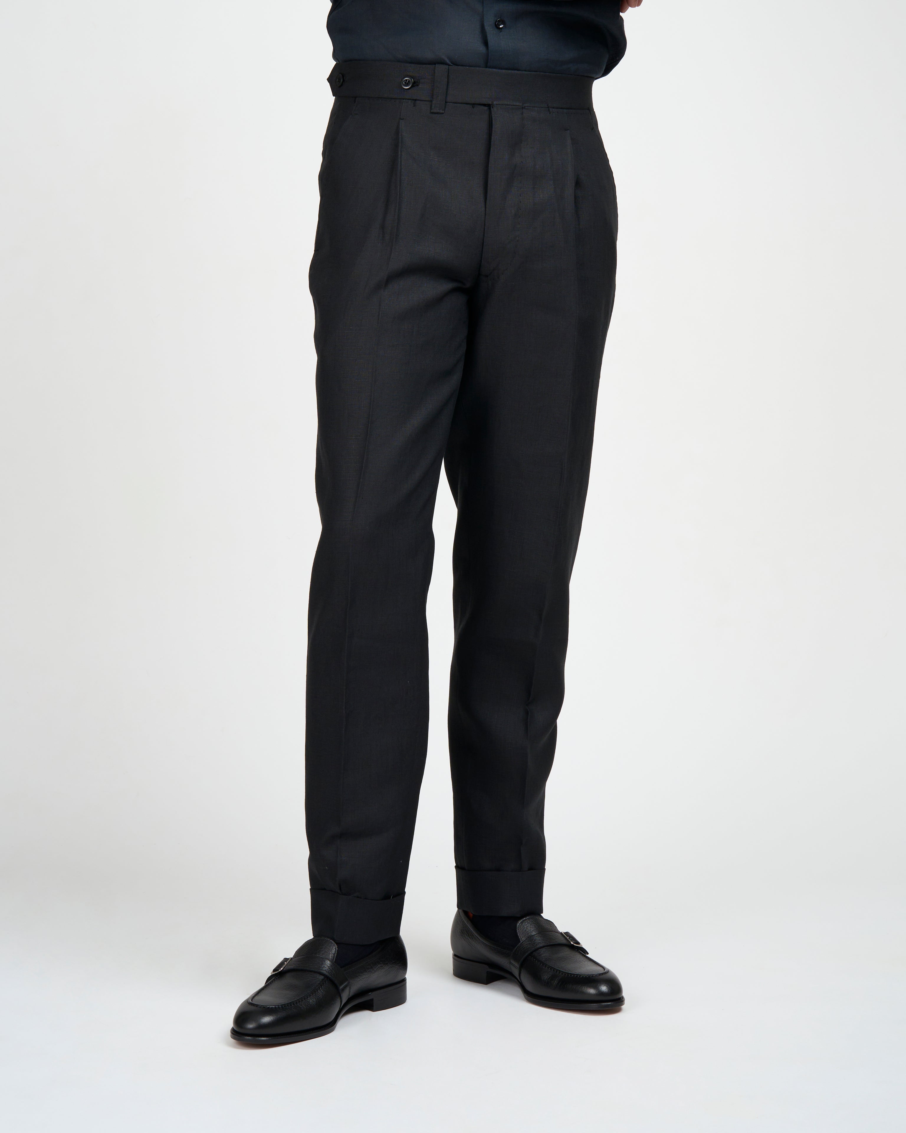 Plain linen trousers - Single pleat trousers - Black