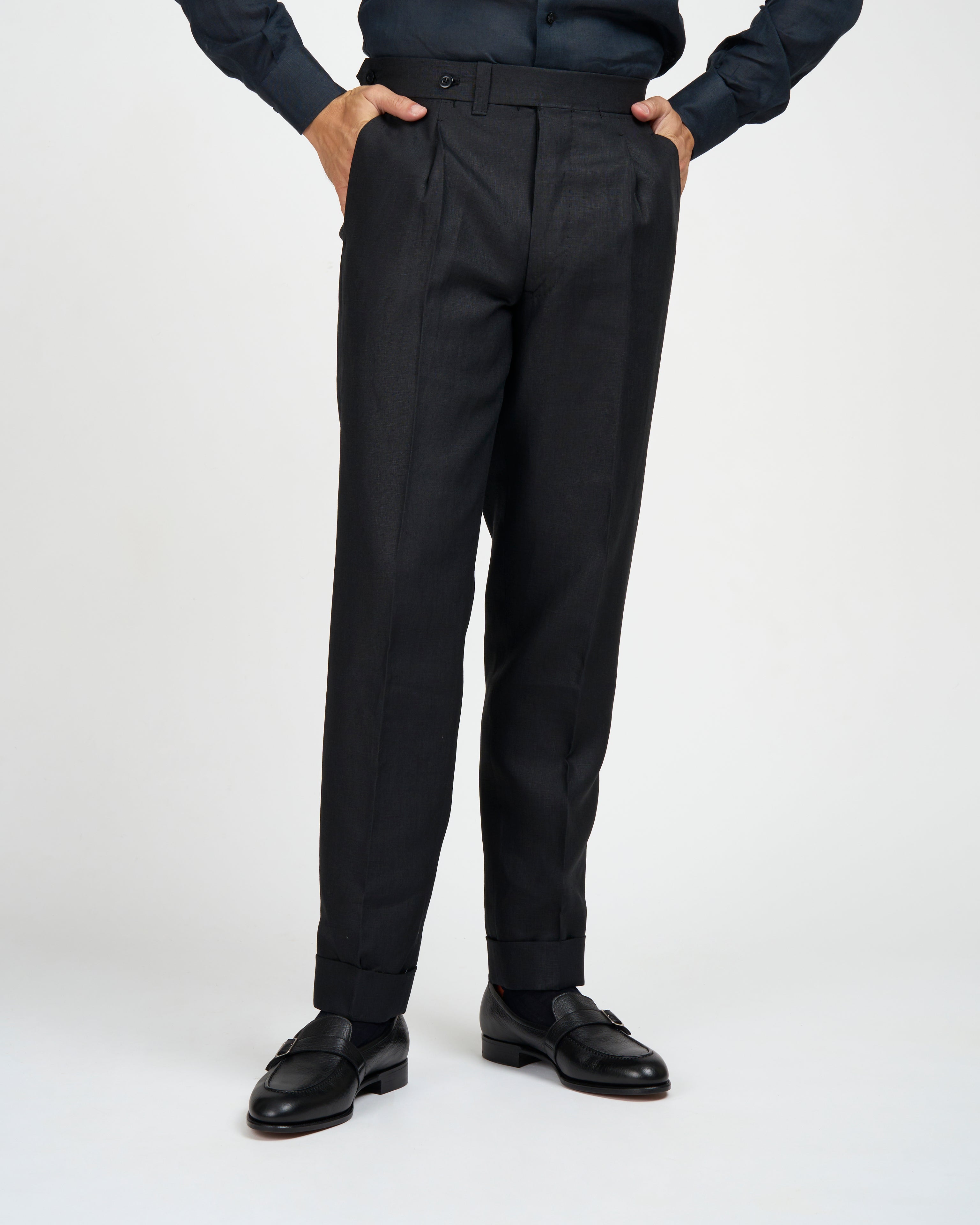 Plain linen trousers - Single pleat trousers - Black