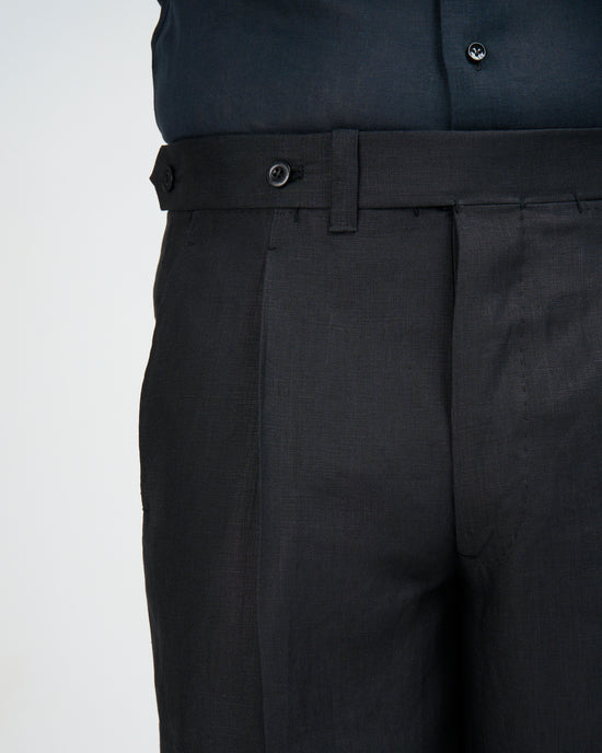 Plain linen trousers - Single pleat trousers - Black