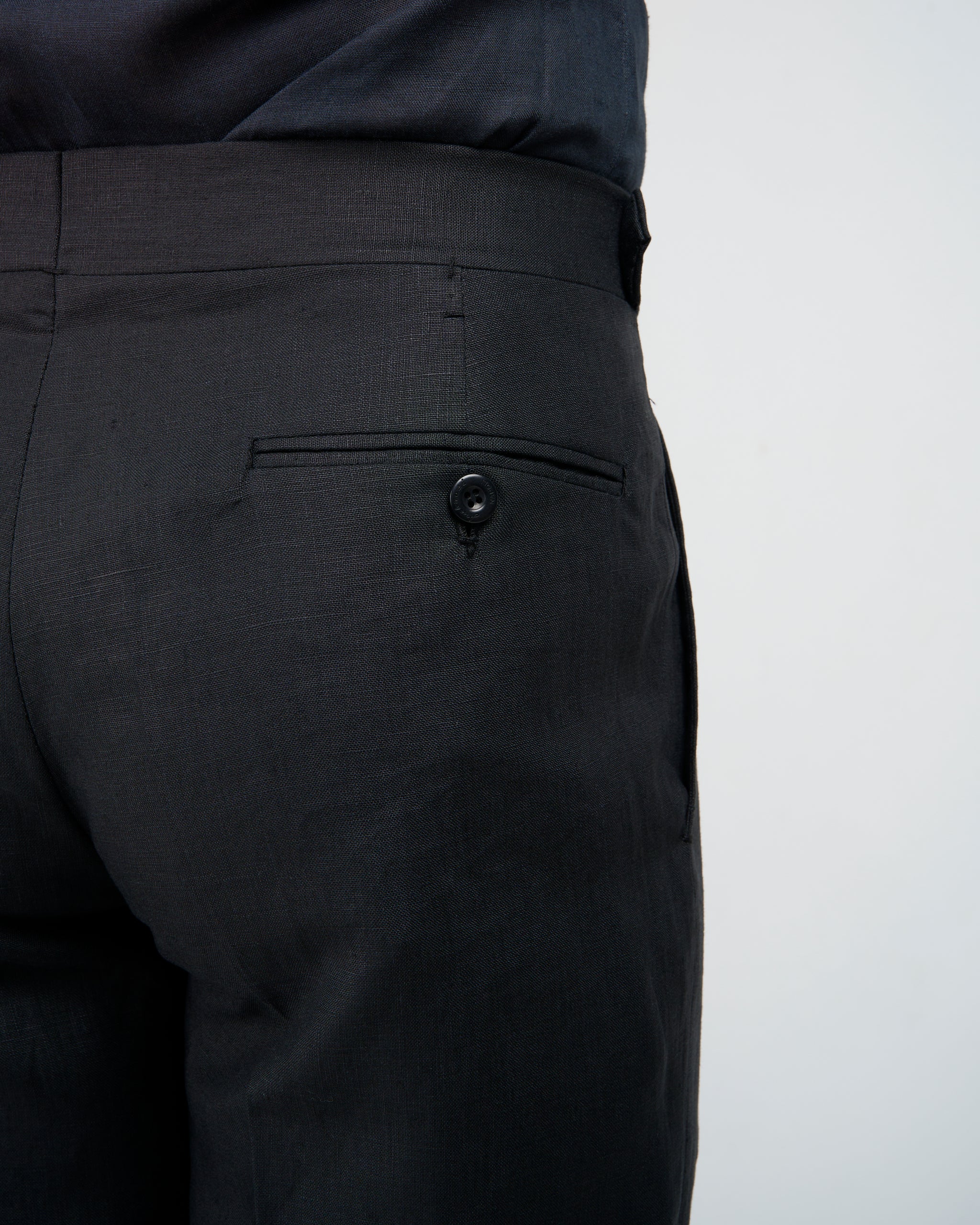 Plain linen trousers - Single pleat trousers - Black