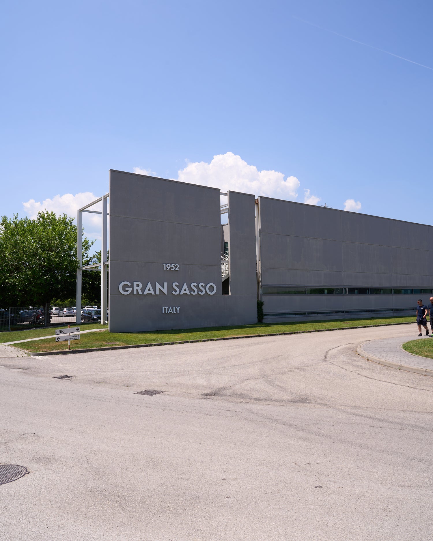 Our visit to Gran Sasso factory mobile