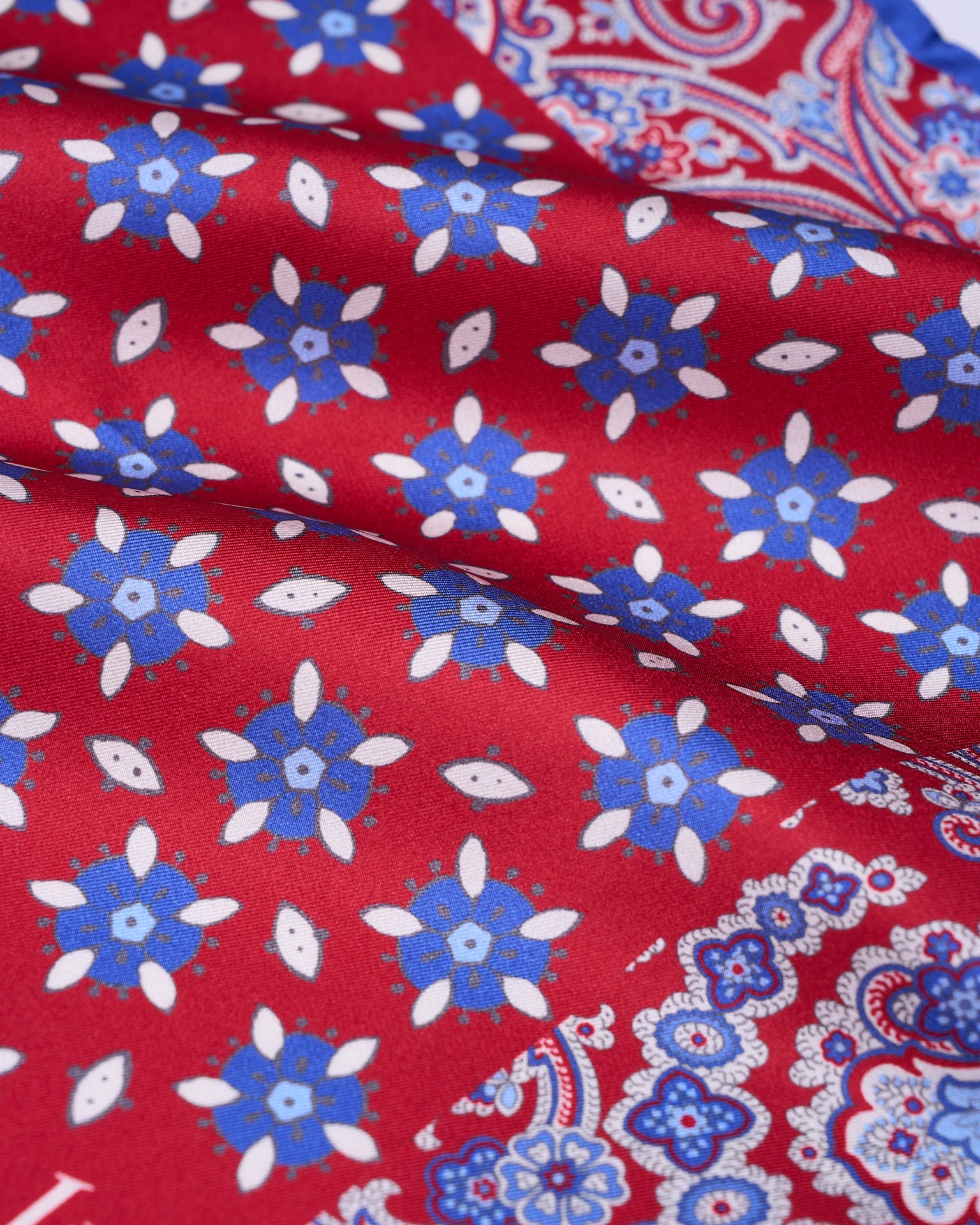 Pocket square - Printed silk - small - red motif with blue  rim