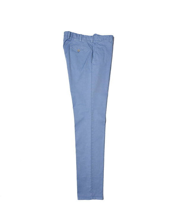 Washed cotton twill - Flat front trousers - Pale blue